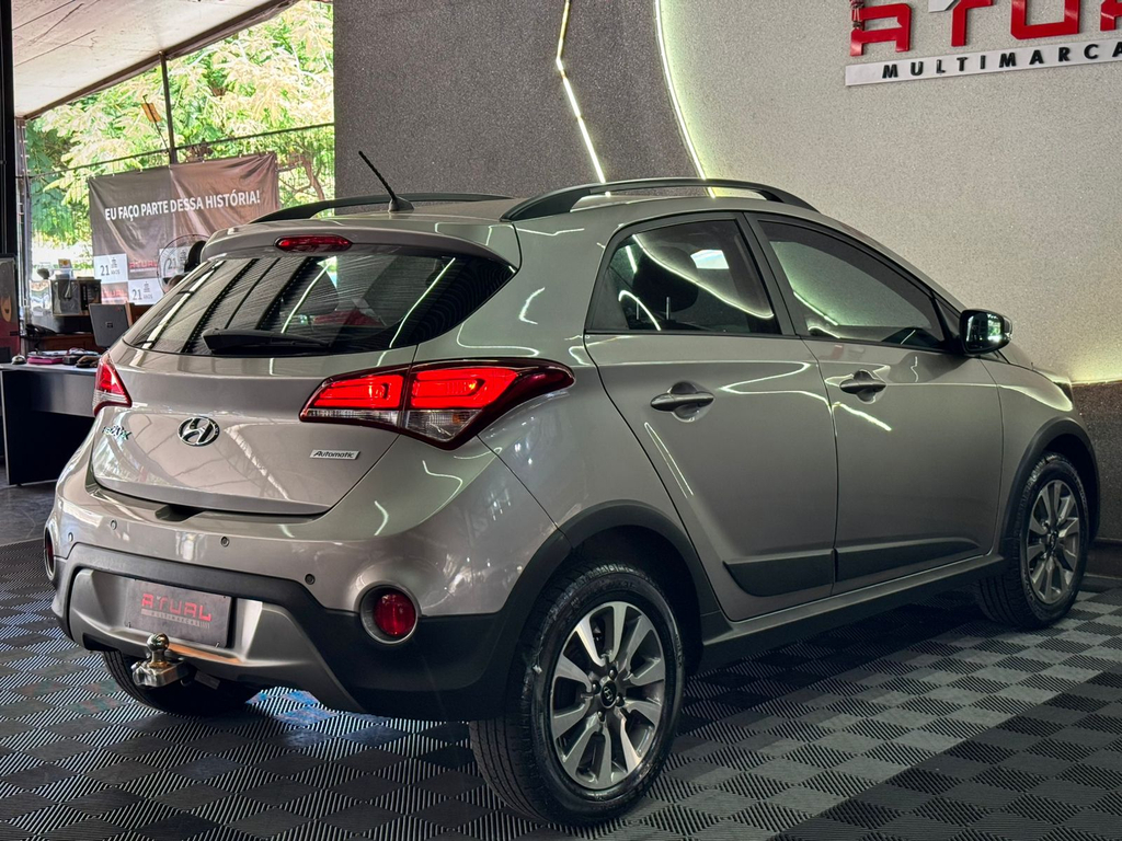 Hyundai HB20X Prata