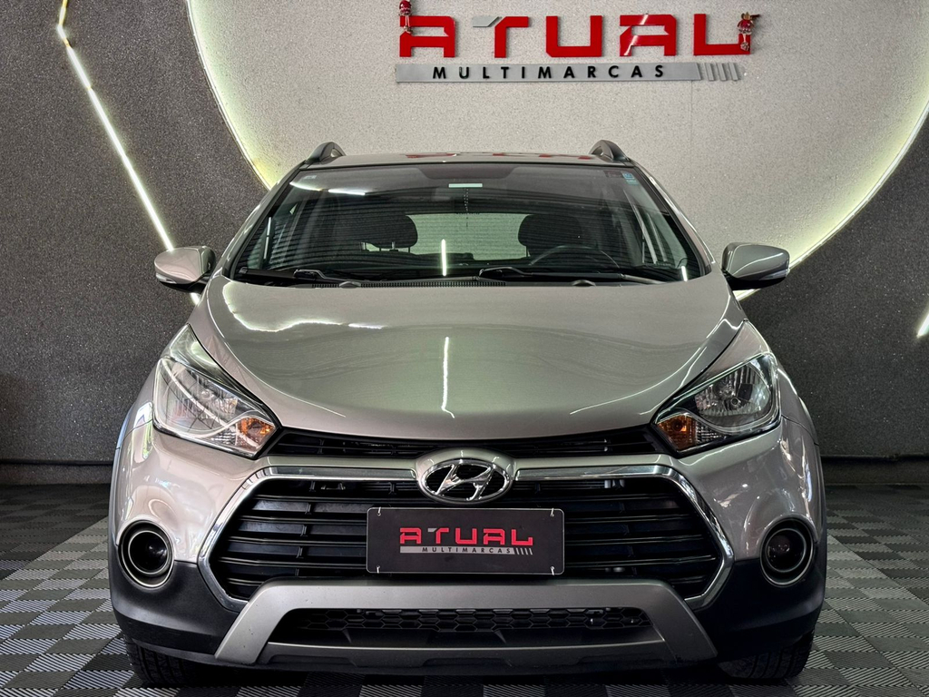 Hyundai HB20X Prata