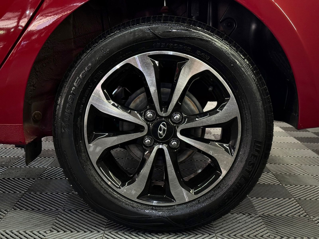 Hyundai HB20 Vermelho