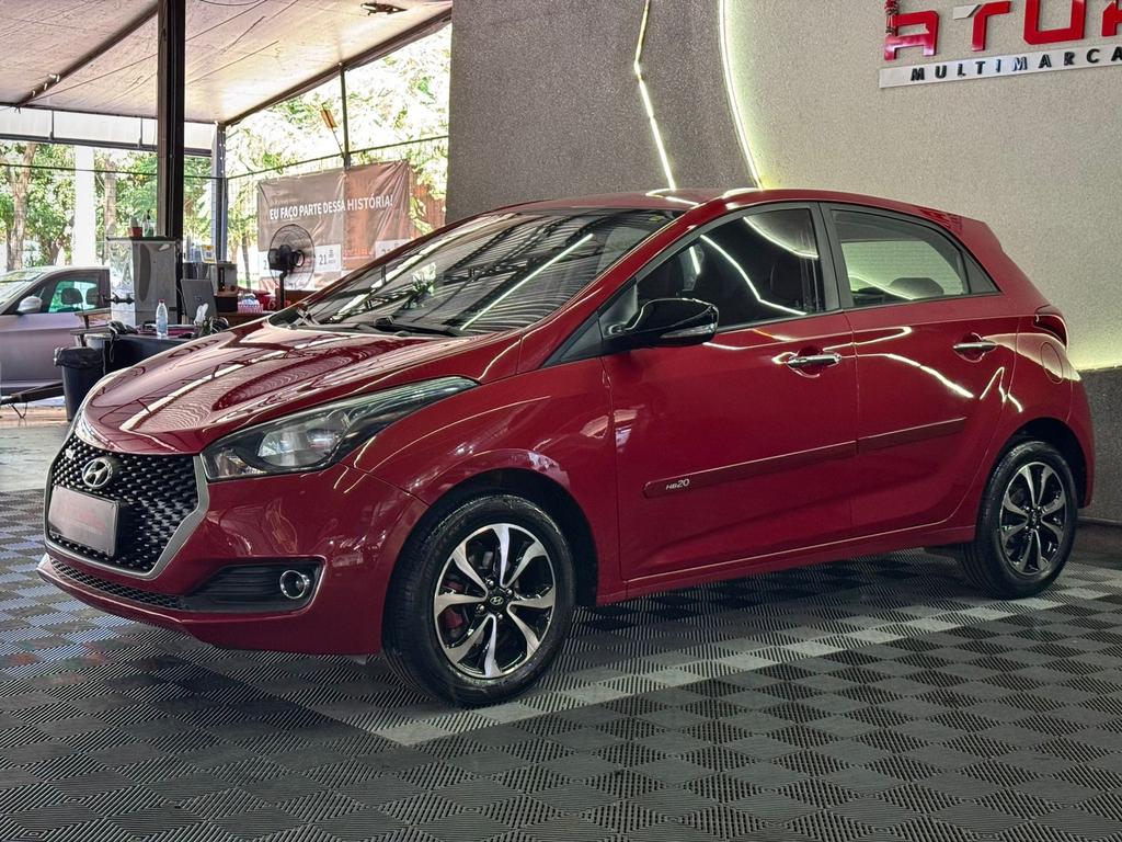 Hyundai HB20 Vermelho