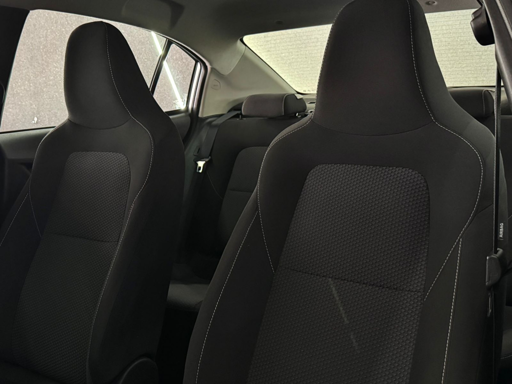 Chevrolet Onix Sedan Prata