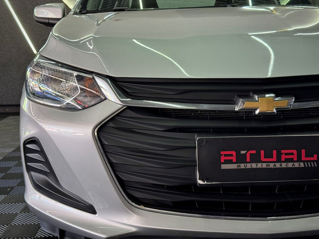 Chevrolet Onix Sedan Prata
