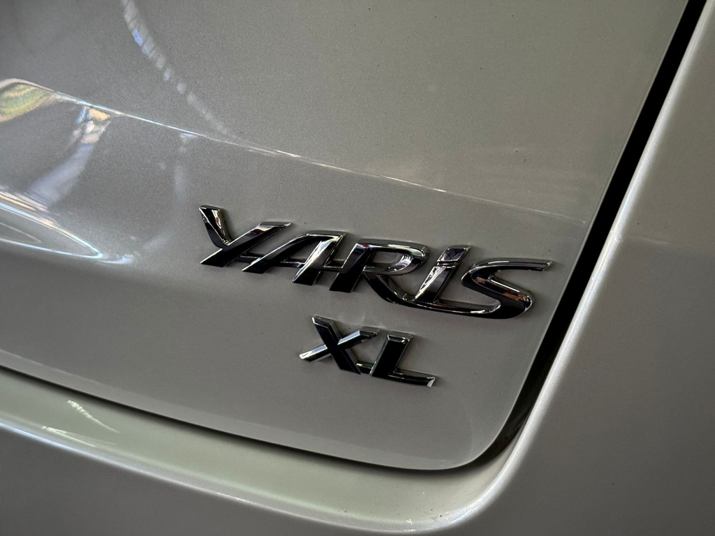 Toyota Yaris Hatch Branco