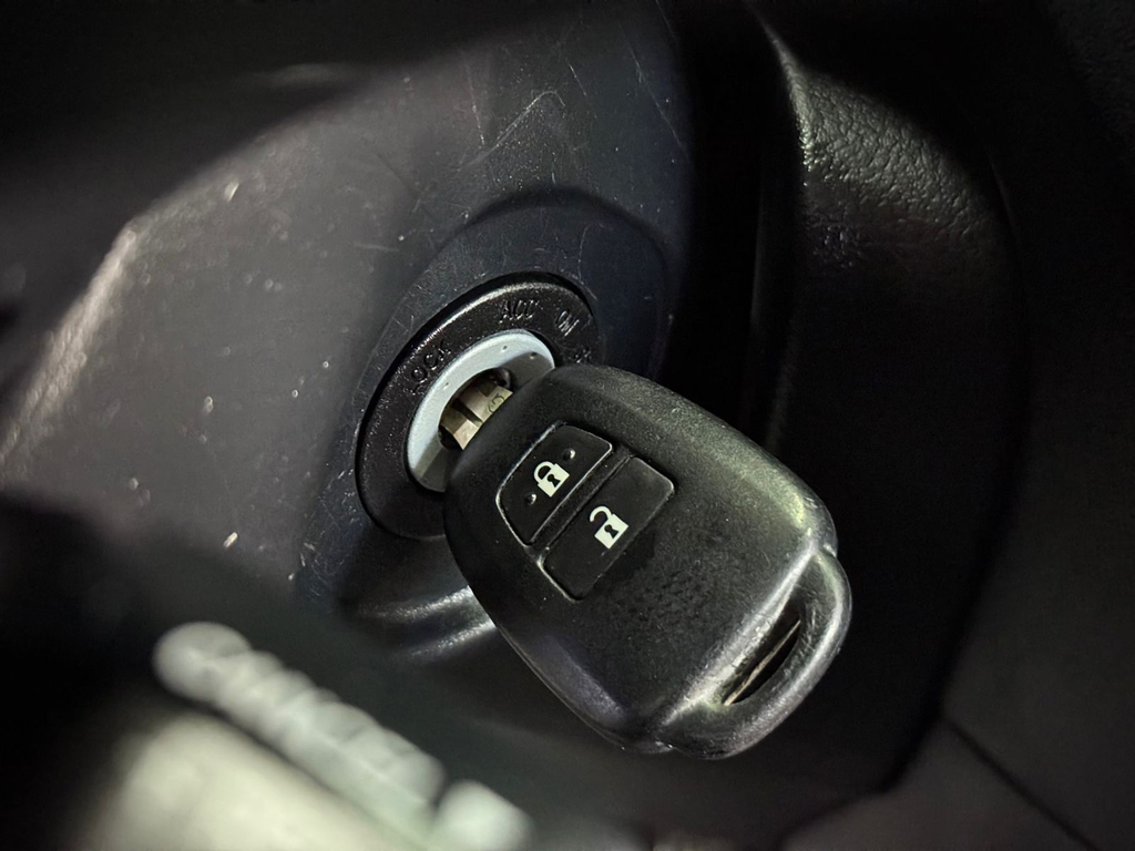 Toyota Yaris Hatch Branco
