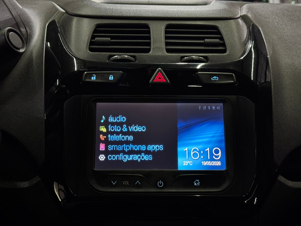 Chevrolet Cobalt Cinza
