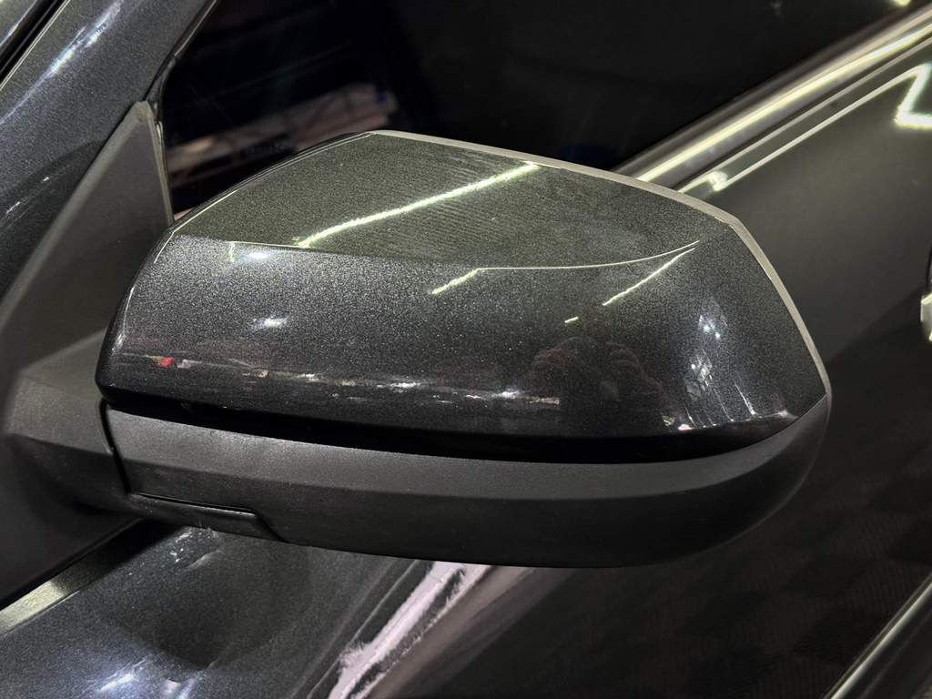 Chevrolet Cobalt Cinza