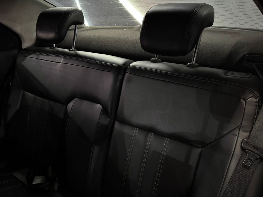 Chevrolet Cobalt Cinza