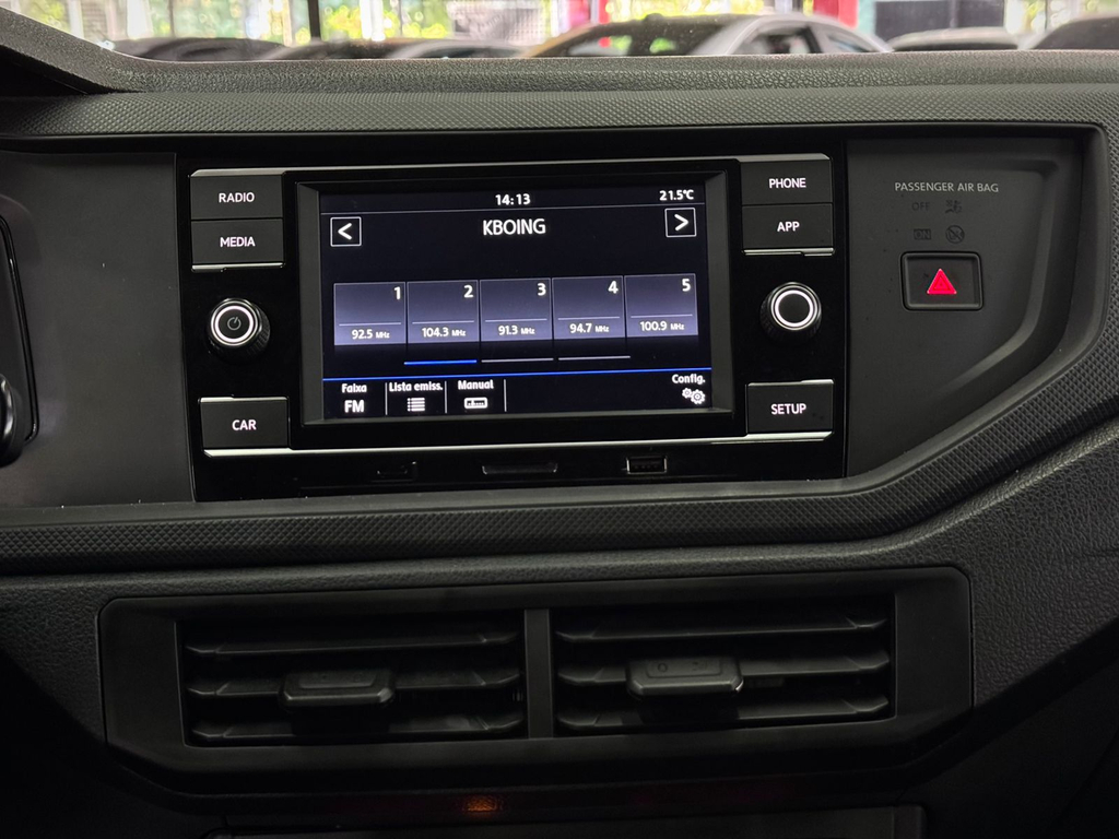 Volkswagen Polo Branco