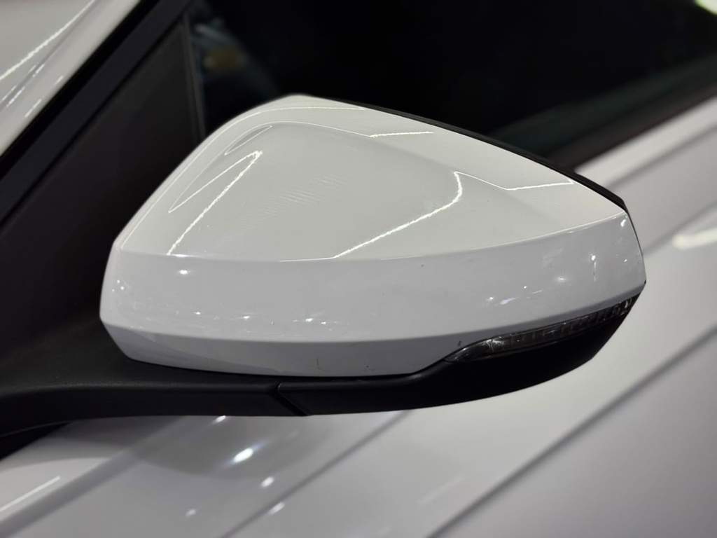 Volkswagen Polo Branco