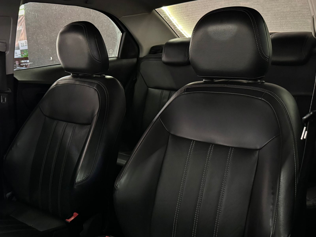 Chevrolet Cobalt Prata