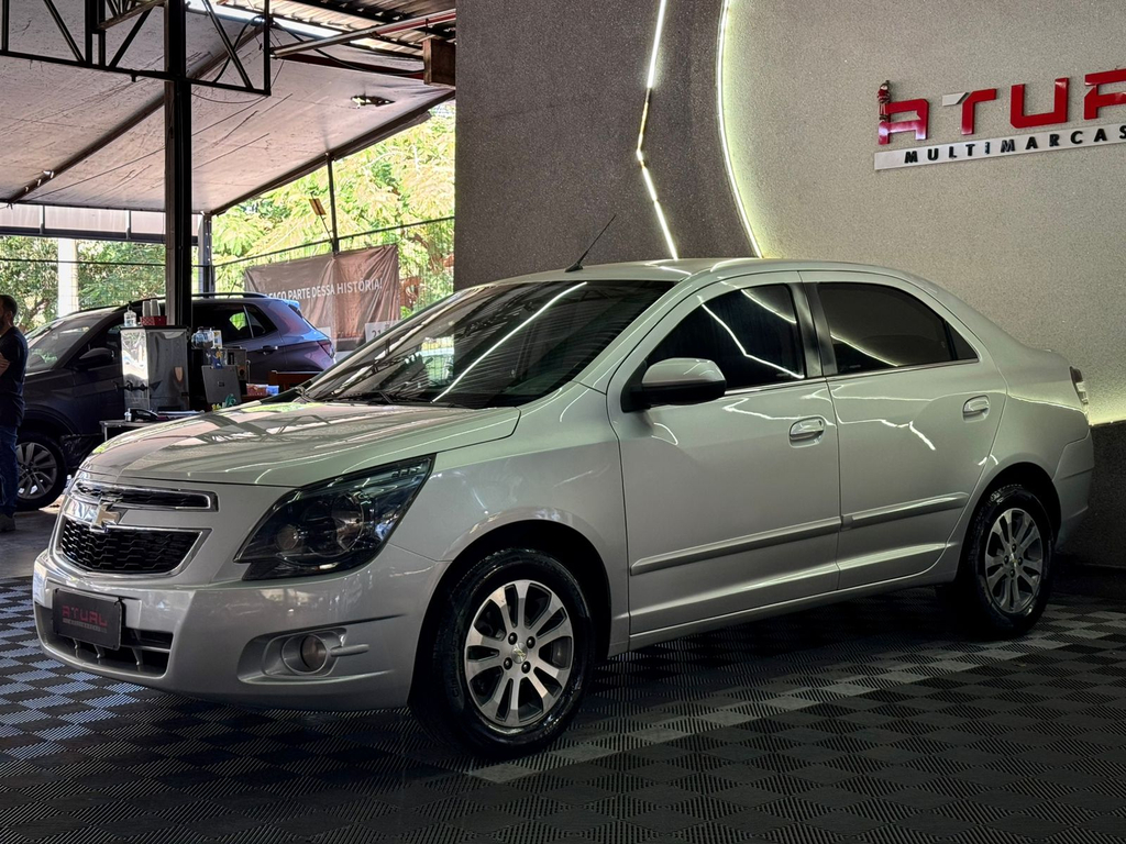 Chevrolet Cobalt Prata