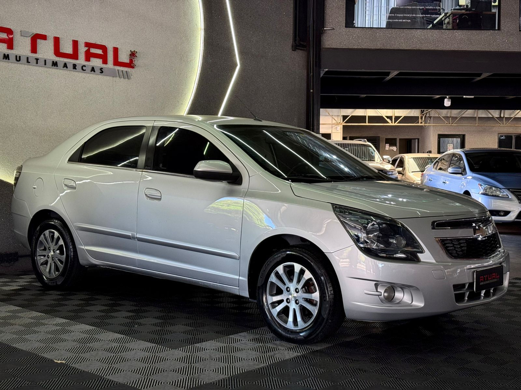 Chevrolet Cobalt Prata