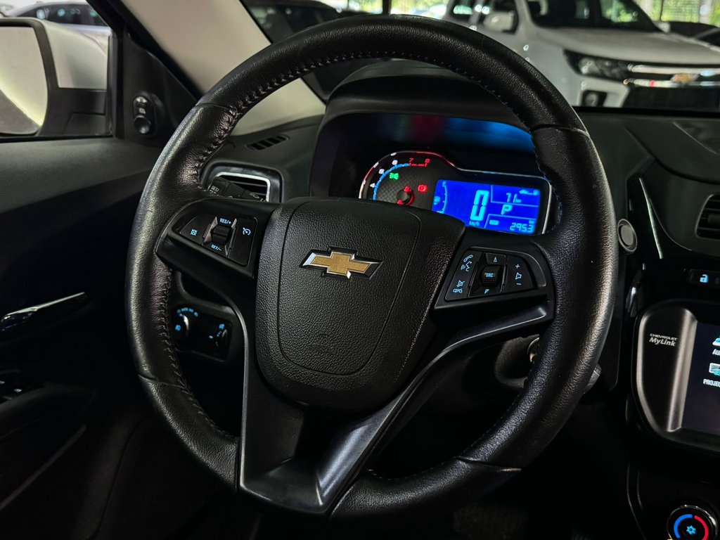 Chevrolet Cobalt Prata