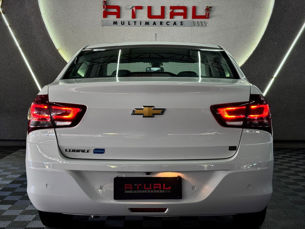 Chevrolet Cobalt Branco