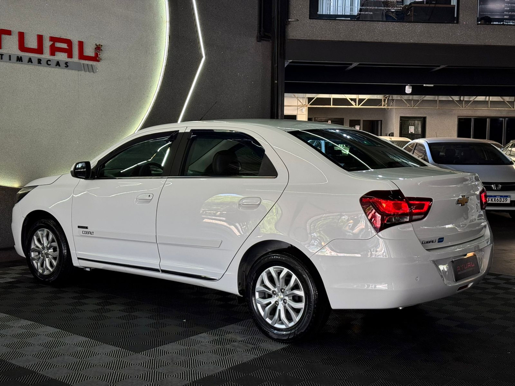 Chevrolet Cobalt Branco