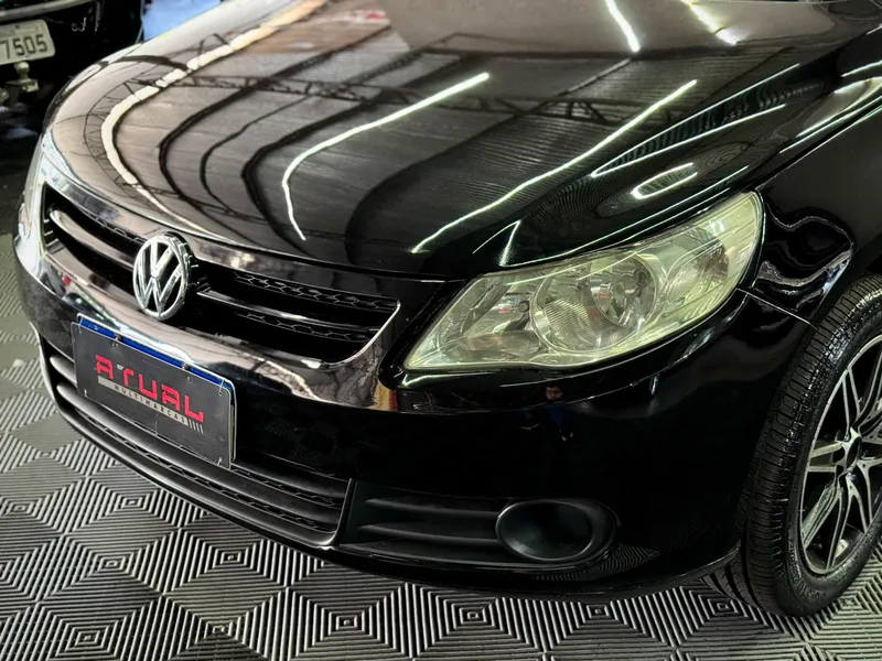Volkswagen Gol Preto