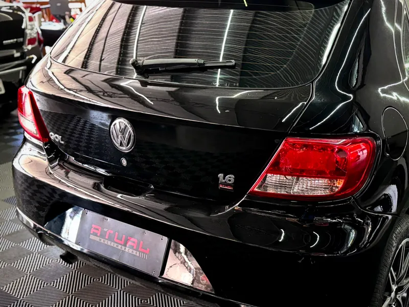 Volkswagen Gol Preto