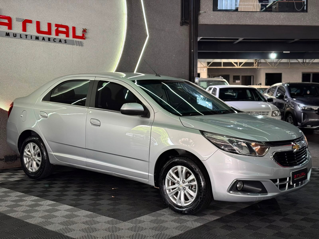 Chevrolet Cobalt Prata