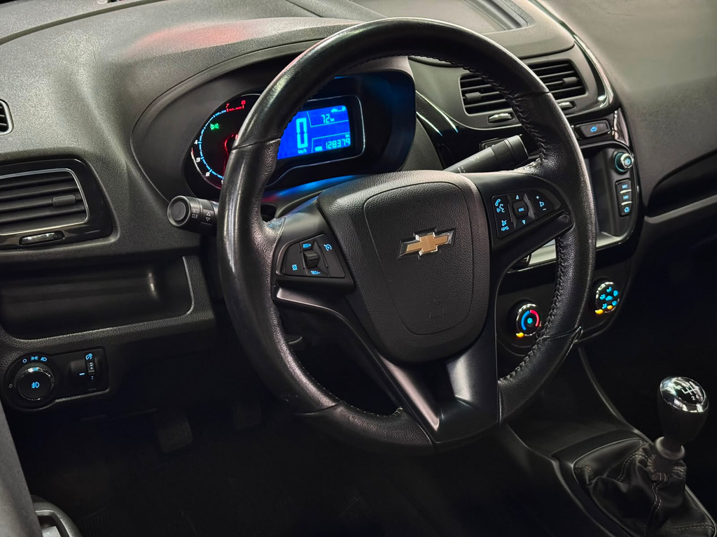 Chevrolet Cobalt Prata