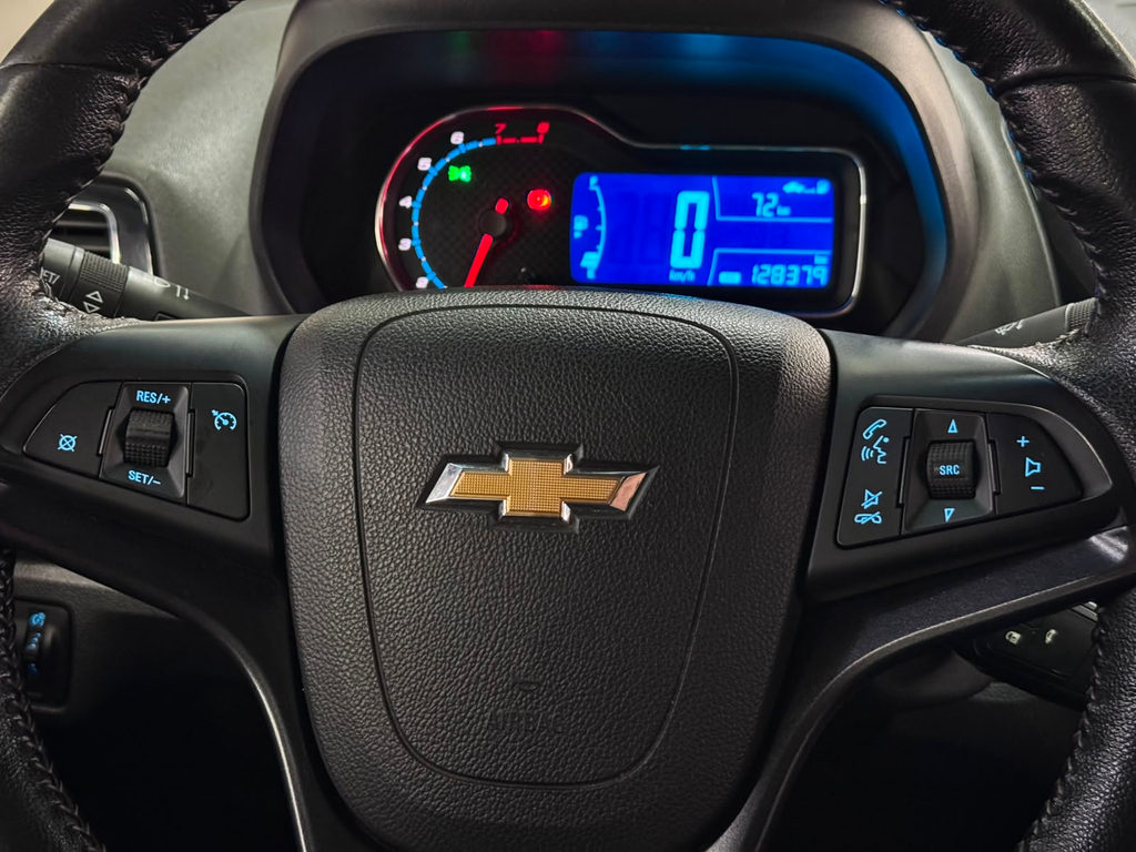 Chevrolet Cobalt Prata