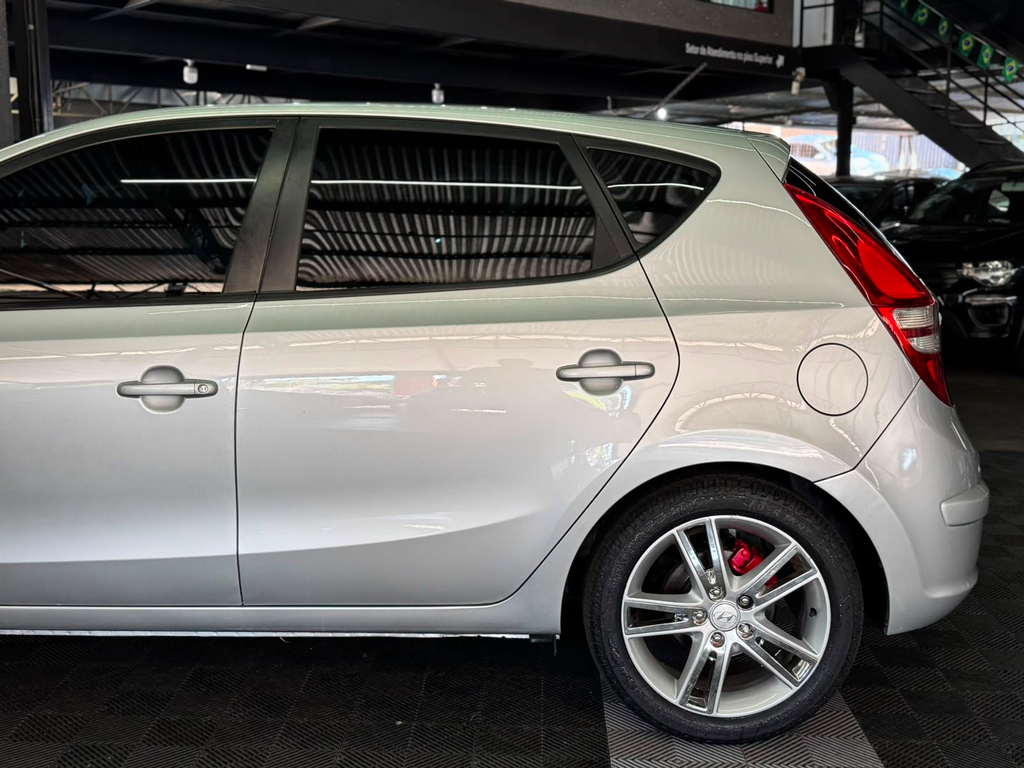 Hyundai i30 Prata