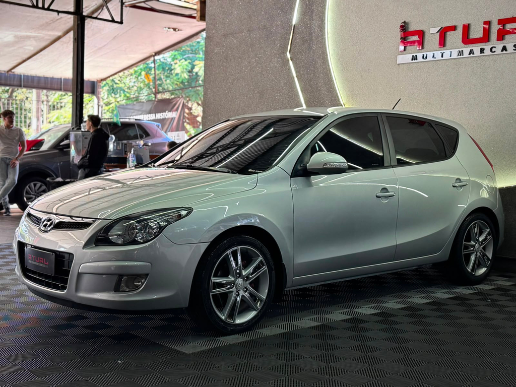 Hyundai i30 Prata