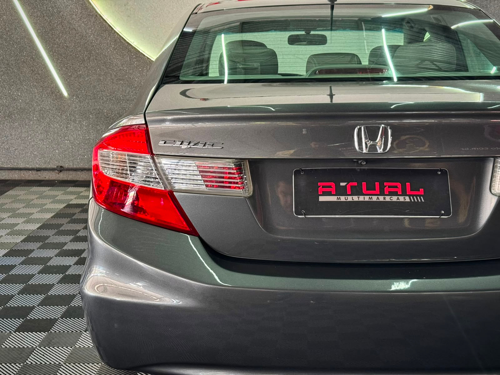 Honda Civic Cinza