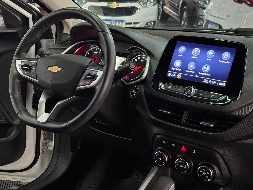 Chevrolet Onix Sedan Branco