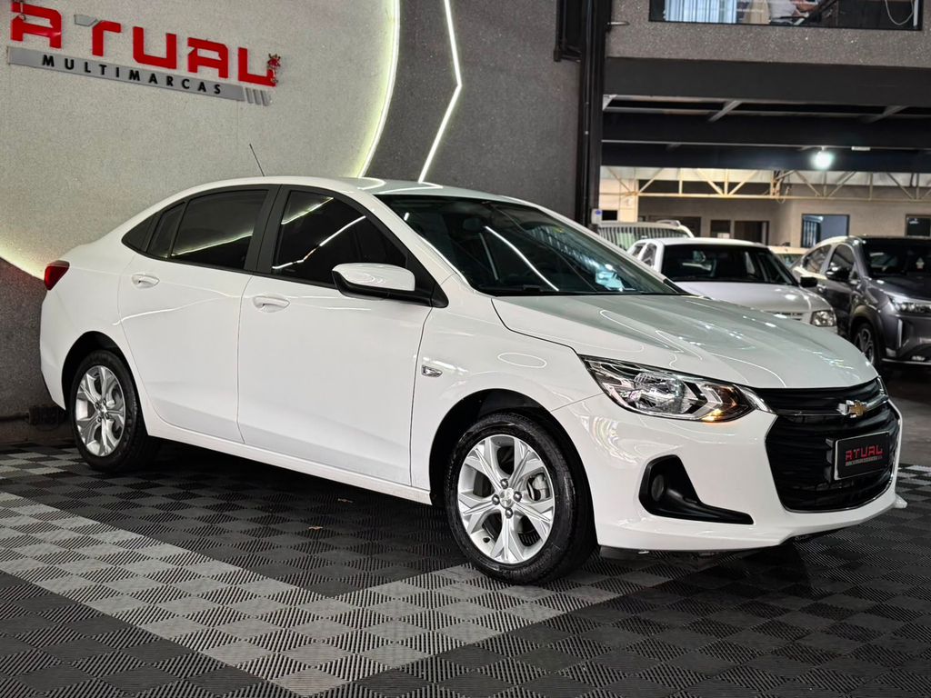 Chevrolet Onix Sedan Branco