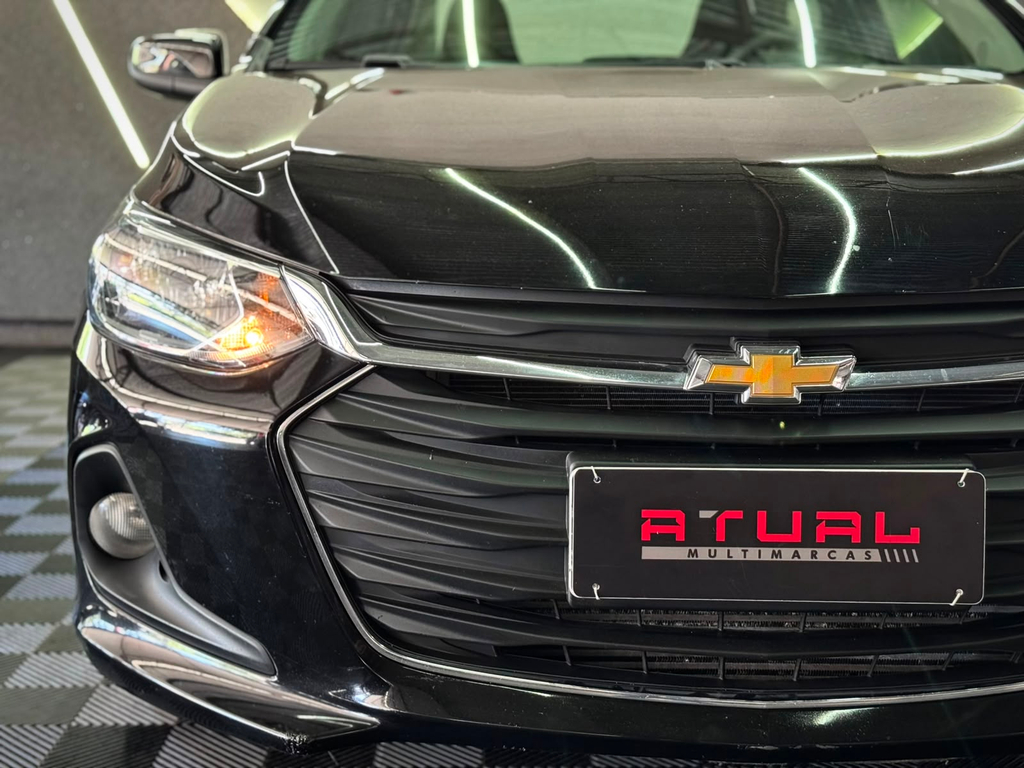 Chevrolet Onix Sedan Preto