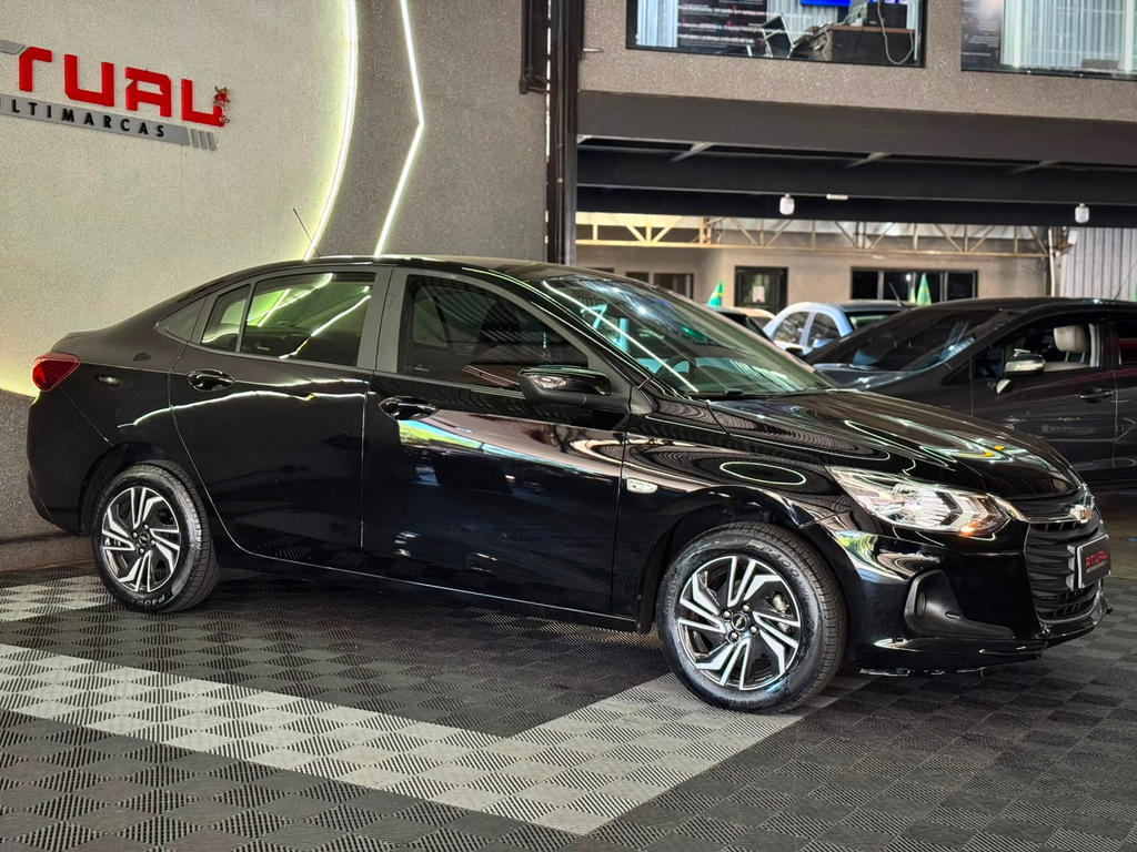 Chevrolet Onix Sedan Preto