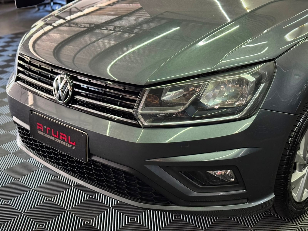 Volkswagen Gol Cinza