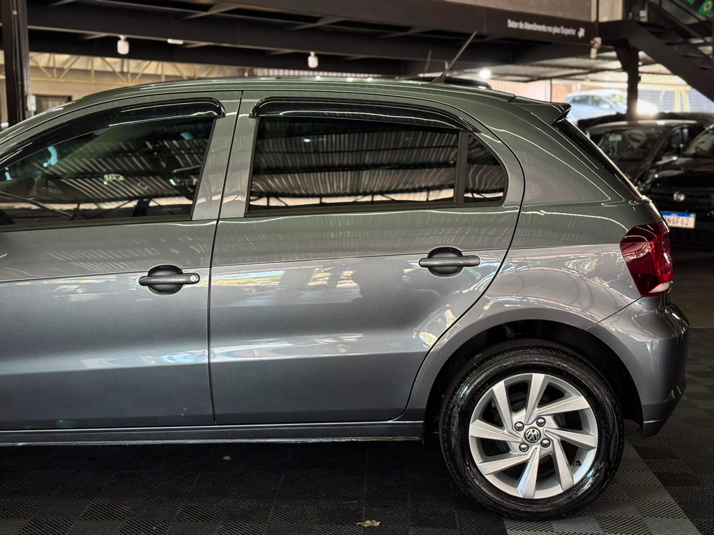 Volkswagen Gol Cinza
