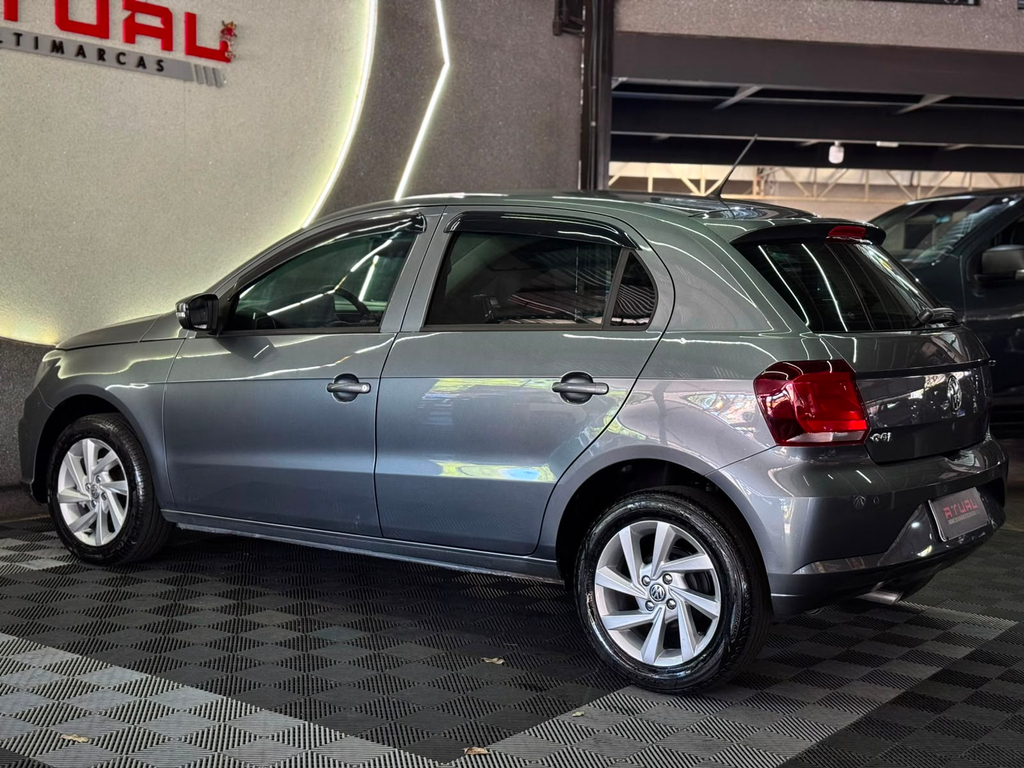 Volkswagen Gol Cinza