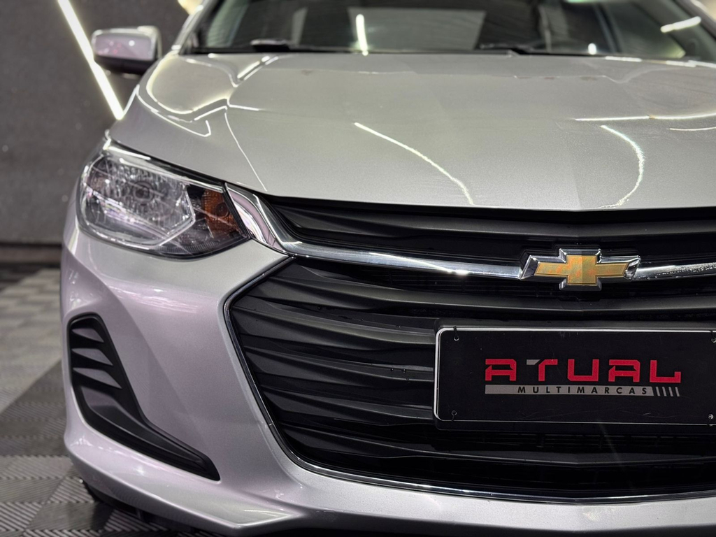 Chevrolet Onix Sedan Prata