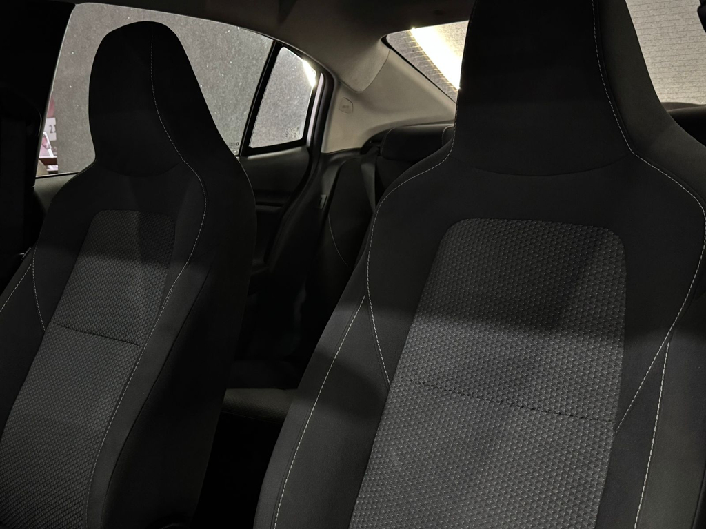 Chevrolet Onix Sedan Prata