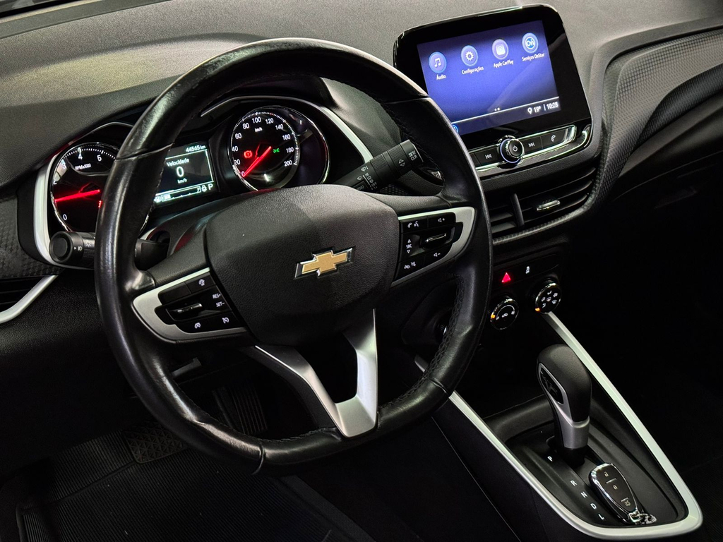 Chevrolet Onix Sedan Prata