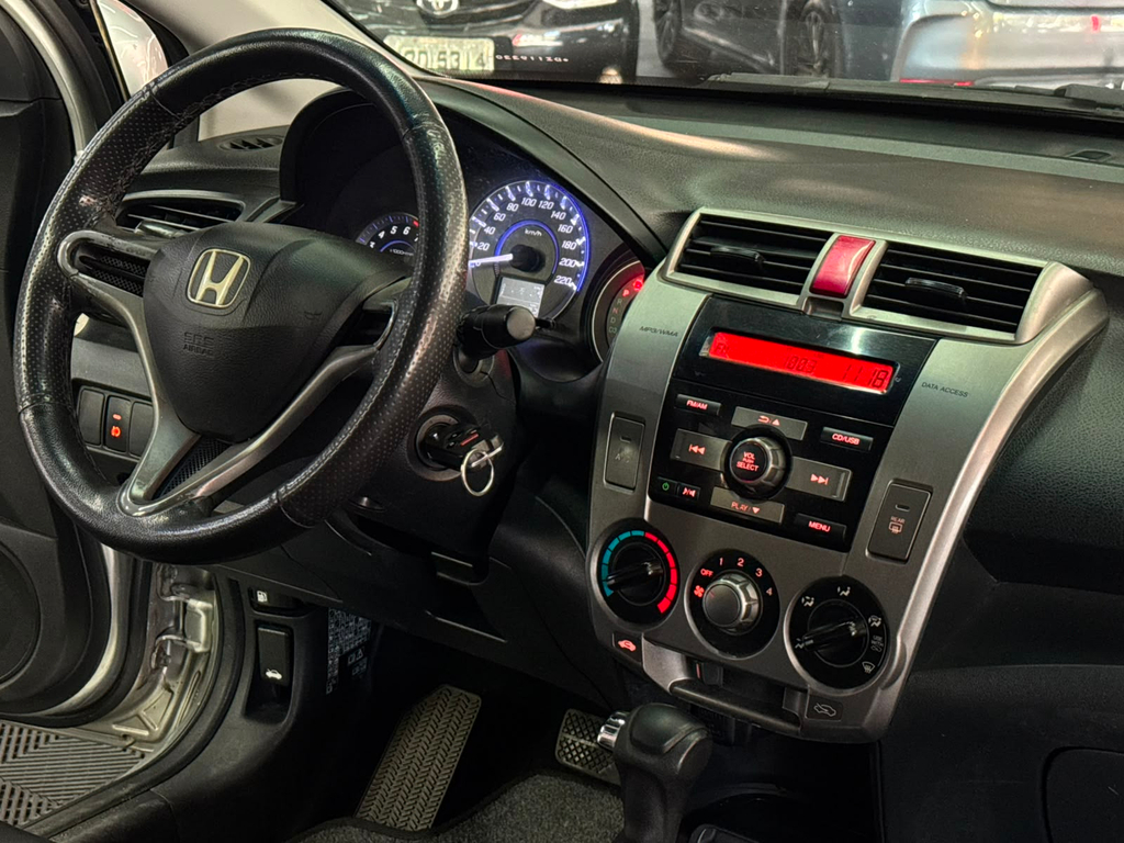 Honda City Prata