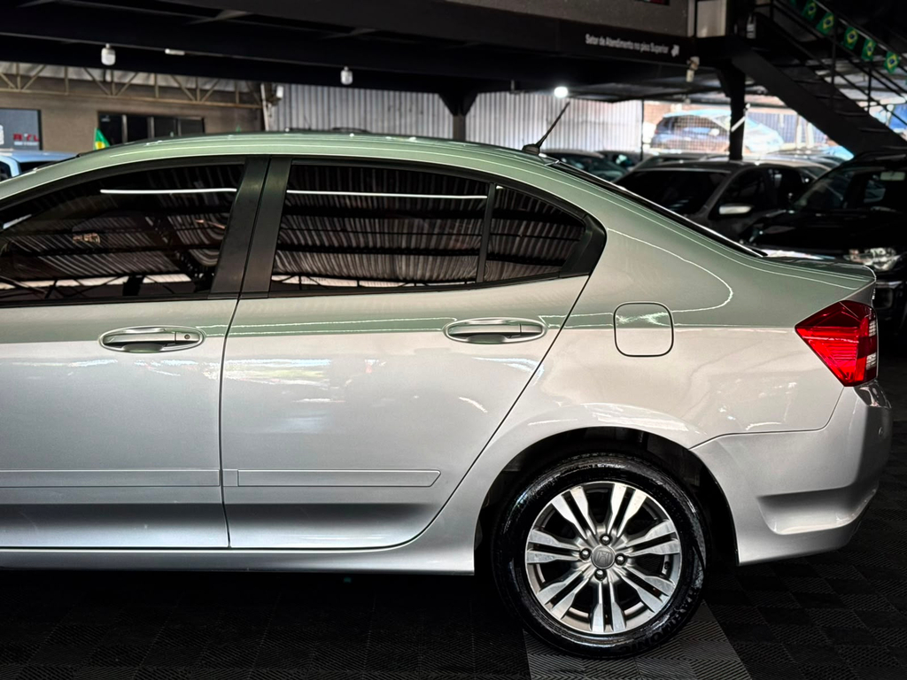 Honda City Prata
