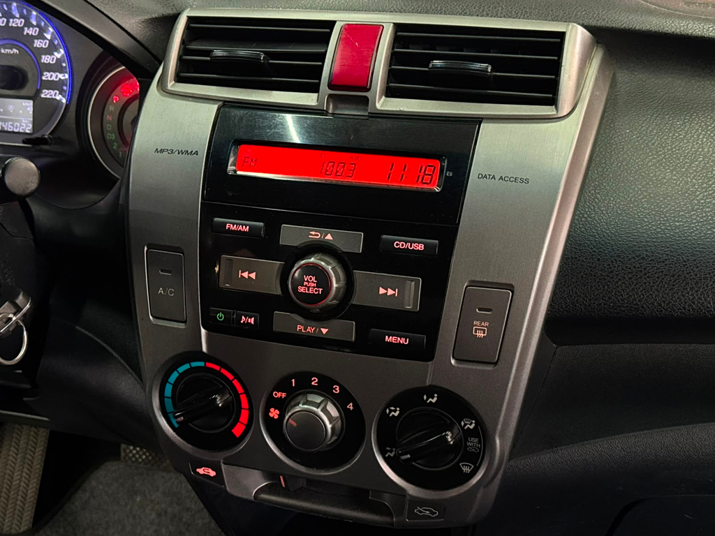Honda City Prata