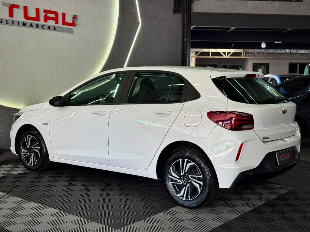 Chevrolet Onix Branco