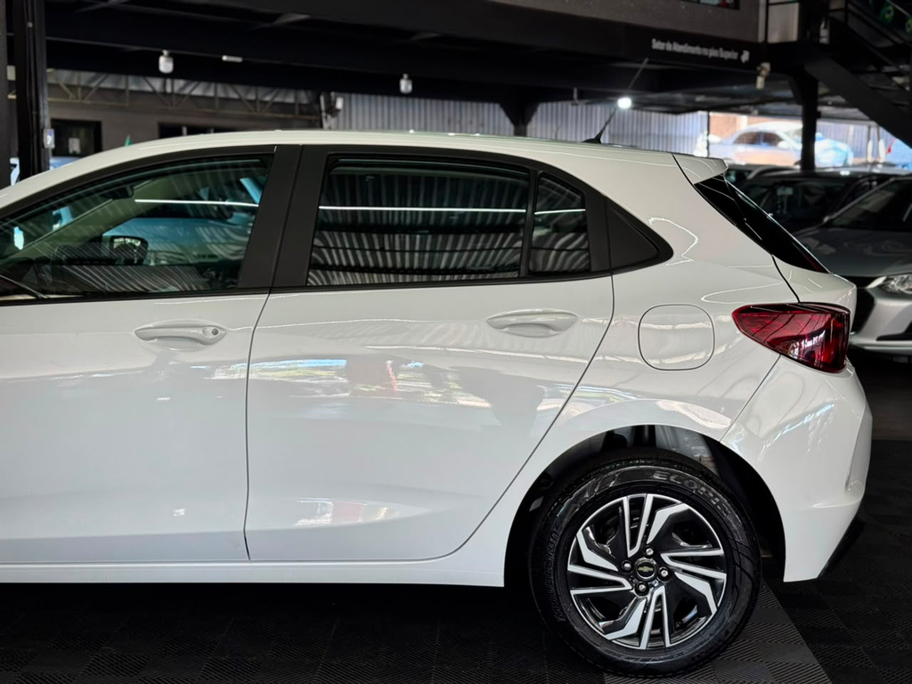 Chevrolet Onix Branco
