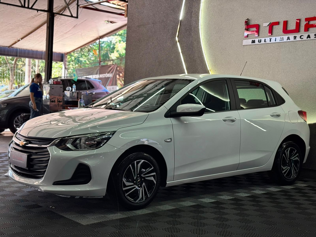 Chevrolet Onix Branco