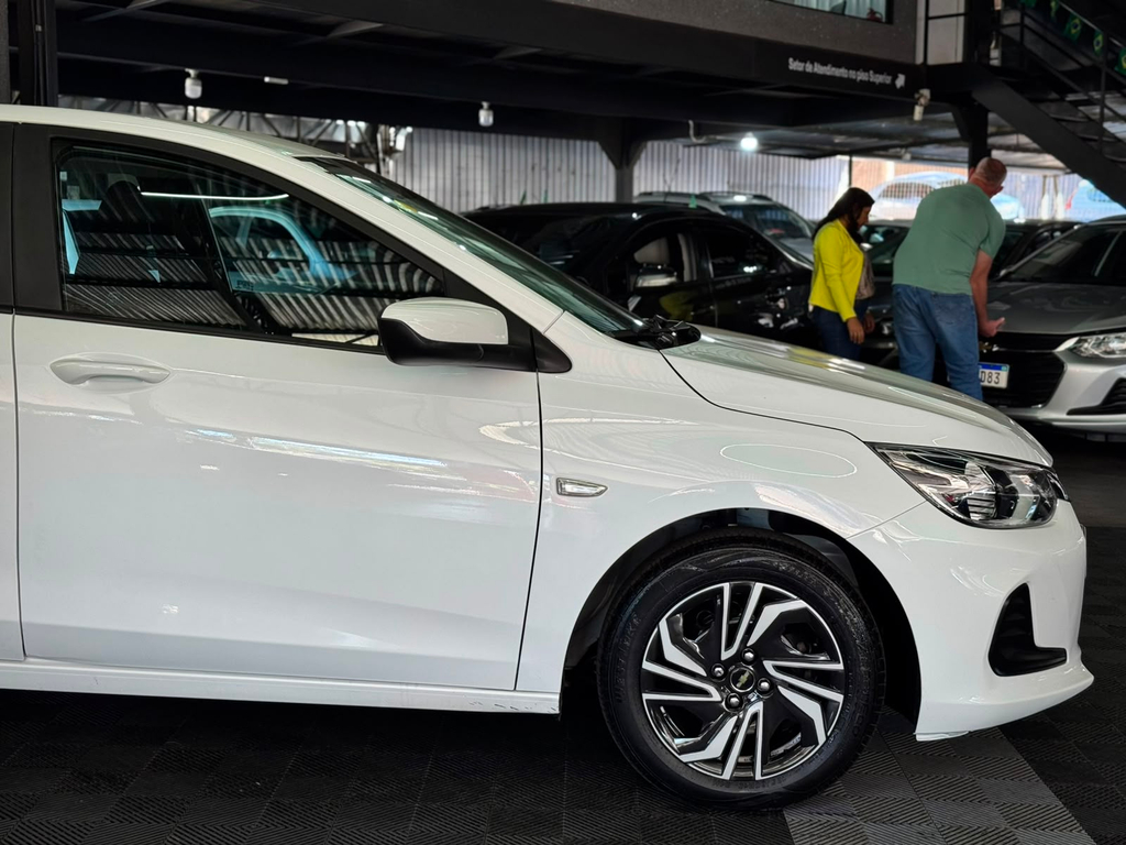 Chevrolet Onix Branco