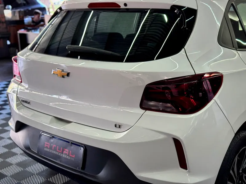 Chevrolet Onix Branco