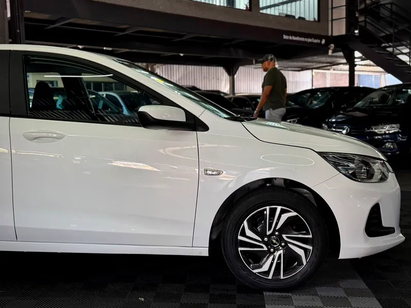Chevrolet Onix Branco