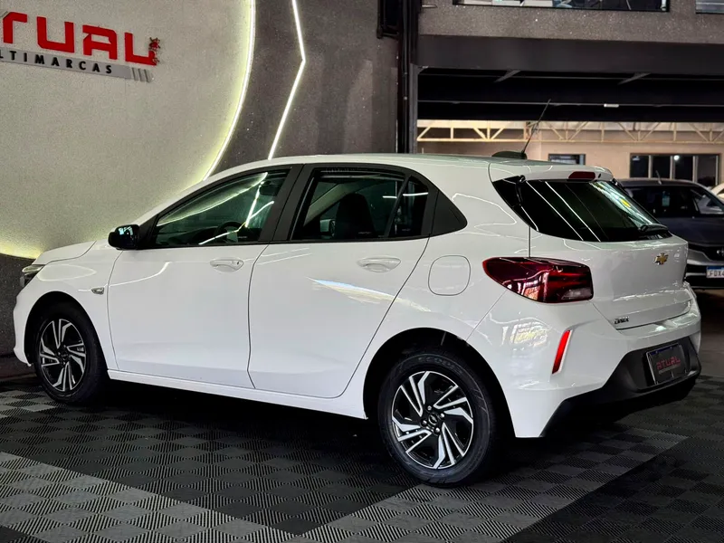 Chevrolet Onix Branco
