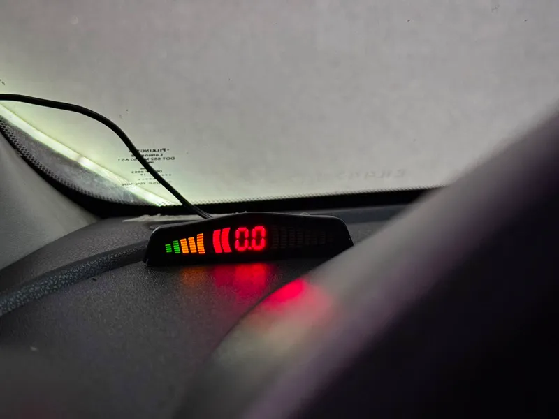 Nissan Versa Cinza