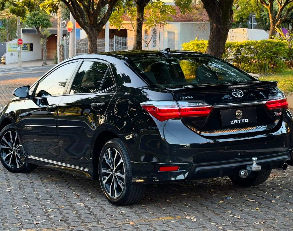 Toyota Corolla Preto