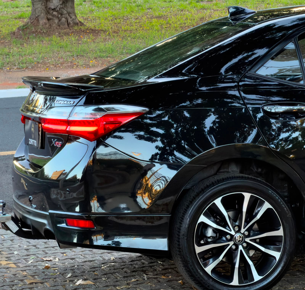 Toyota Corolla Preto